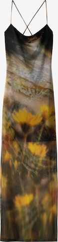 Bershka Summer dress in Yellow: front