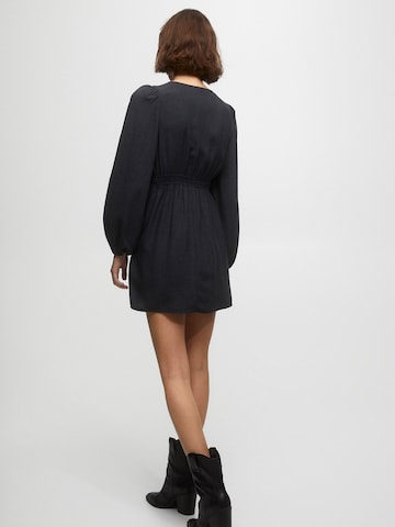 Robe Pull&Bear en noir