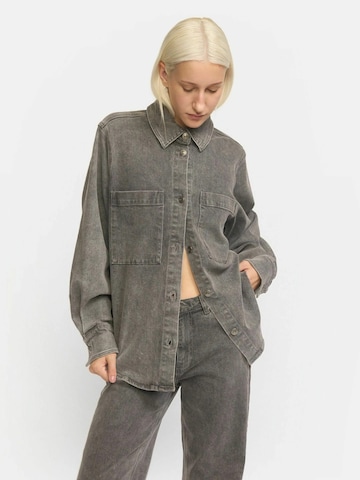 Soft Rebels Pusero 'Willa' värissä harmaa