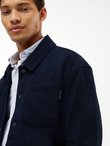 TOMMY HILFIGER Between-season jacket in Blue