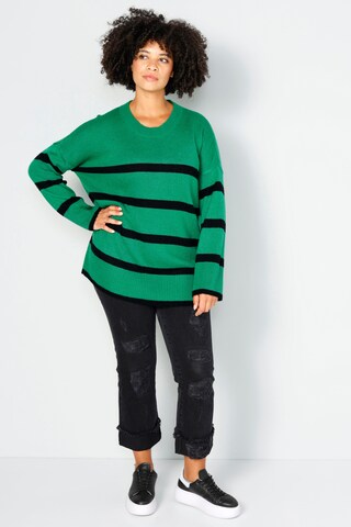 Angel of Style Sweater in Green