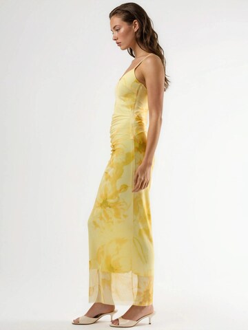 Robe Busem en jaune