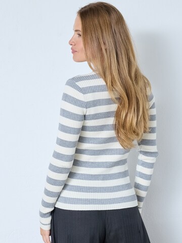 Pull-over 'Bonny' co'couture en gris