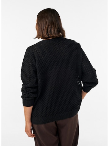 Pullover 'FLaya' di Zizzi in nero