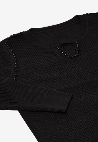 LEOMIA Sweater in Black