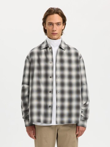 SELECTED Comfort fit Button Up Shirt in Grey: front