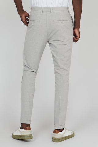 Matinique Slim fit Pleated Pants 'MAliam' in Grey