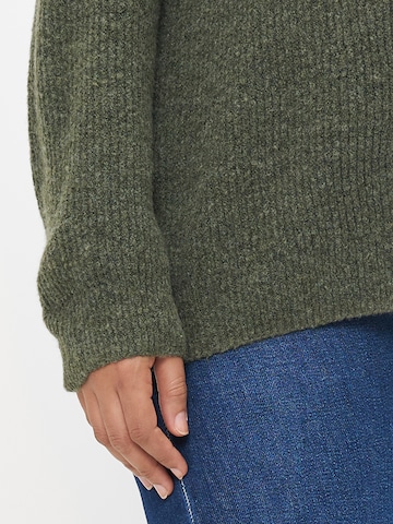 Vero Moda Curve Sweater 'VMCPLAZA' in Green