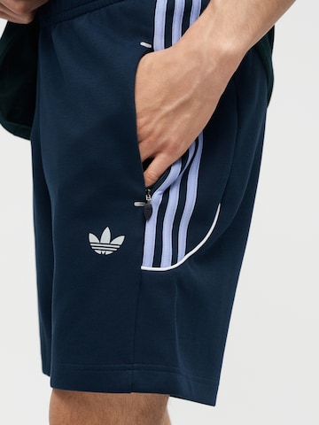 ADIDAS ORIGINALS - Loosefit Calças 'SPACER' em azul