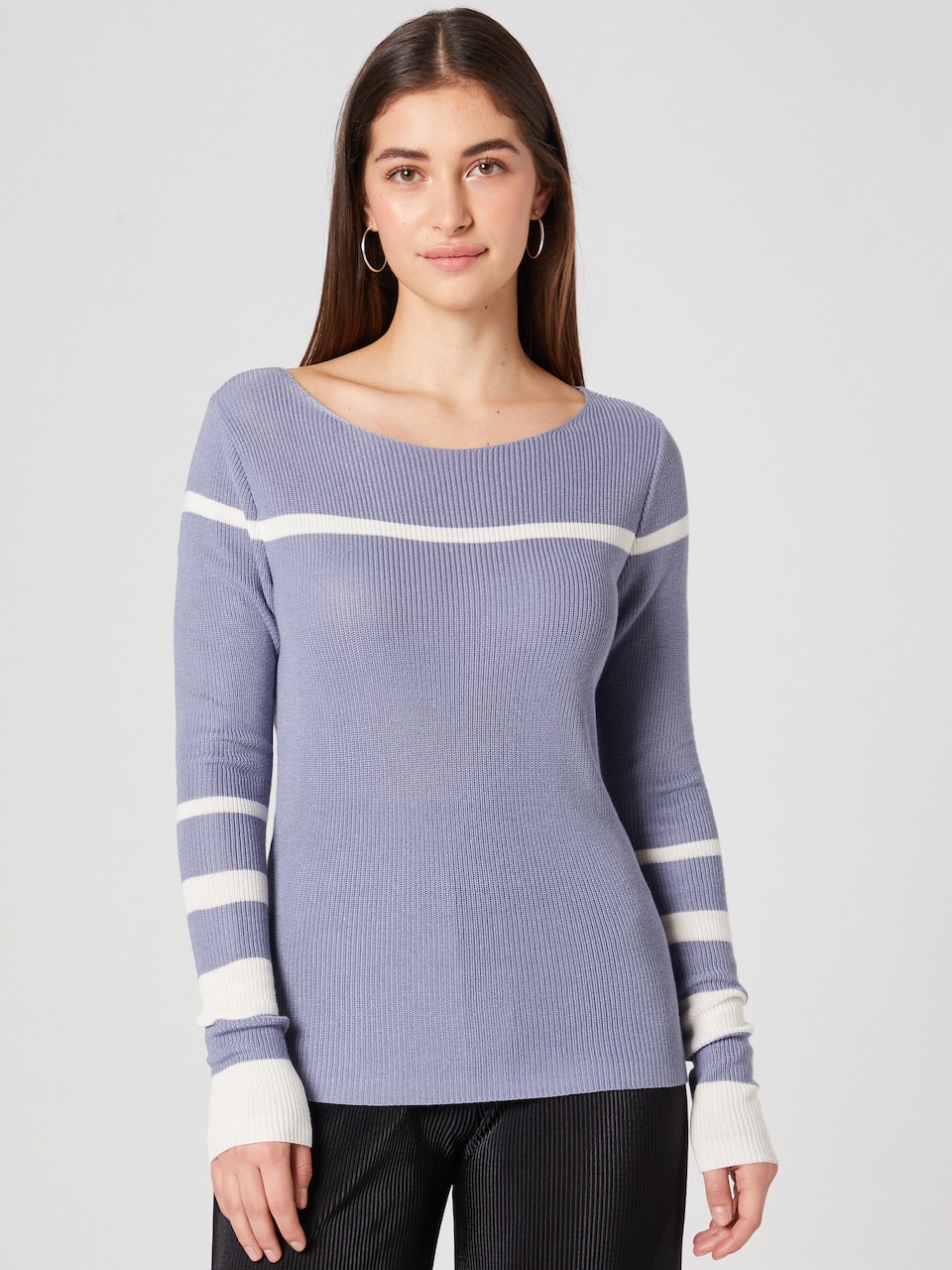 Guido Maria Kretschmer Collection Sveter ‘Dita Top’ vo farbe Modrosivá