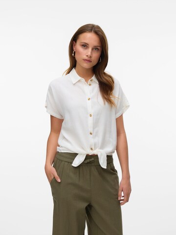 VERO MODA Blouse 'VMTHEA' in White: front