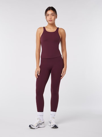 YO-GAYA Sports top 'Sculpting High Neck Top' in Red