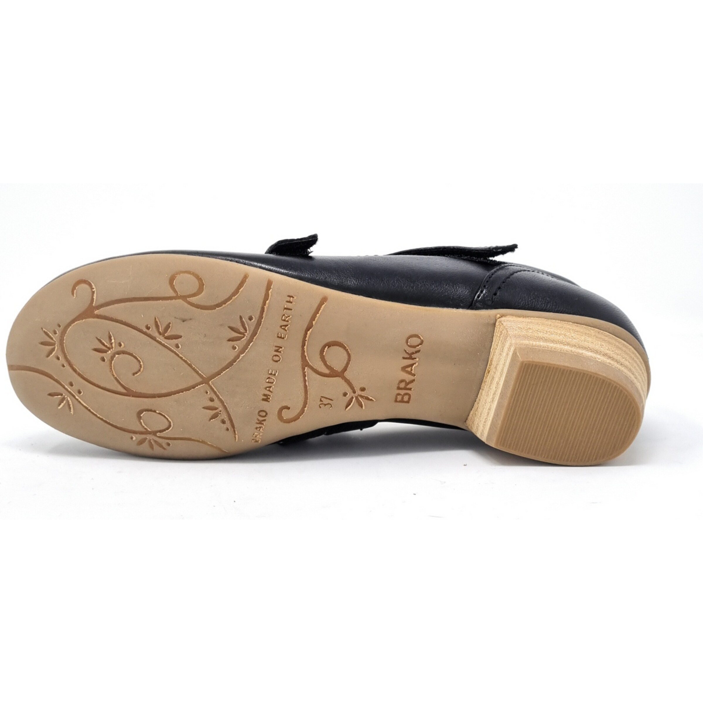 BRAKO Ballet Flats in Black