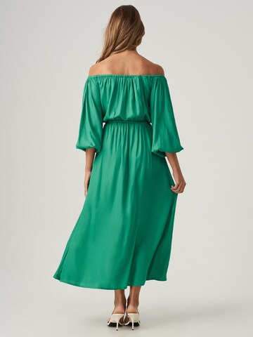 The Fated Dress 'SINEAD' in Green: back