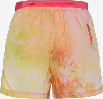 NIKE Regular Sportshorts in Orange