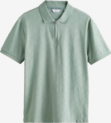 Next Тениска в зелено: отпред