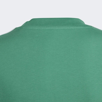T-Shirt fonctionnel 'Essentials 3-Stripes' ADIDAS SPORTSWEAR en vert