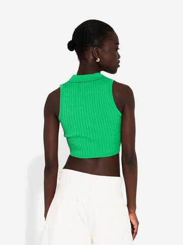 Bershka Knitted top in Green