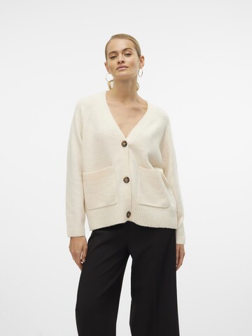 VERO MODA Kofta 'Boom' i beige: framsida