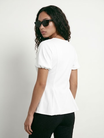Maglietta 'Tamara' di HYPEDROP in bianco