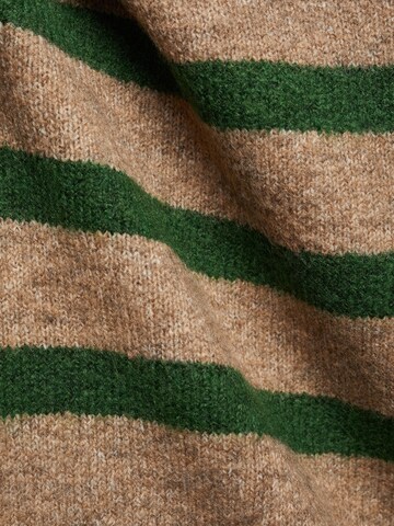 MANGO Пуловер 'HUMMUS' в зелено