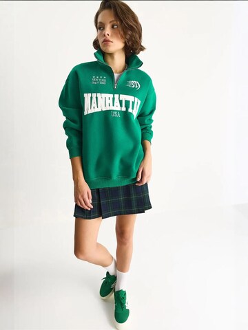 Felpa di Bianco Lucci in verde