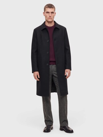 TRAPP Winter Coat in Black
