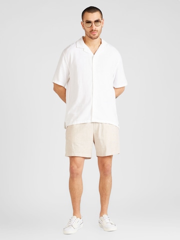 Abercrombie & Fitch Regularny krój Koszula w kolorze biały