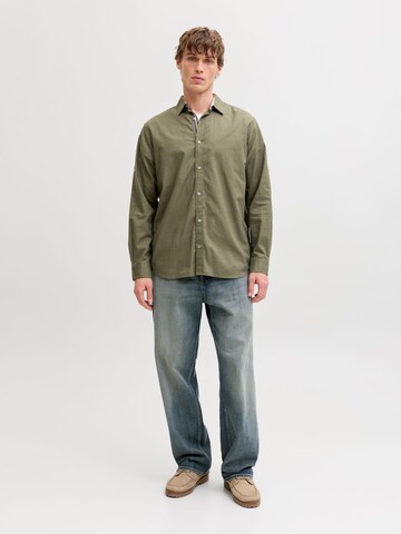 Regular fit Camicia di JACK & JONES in verde