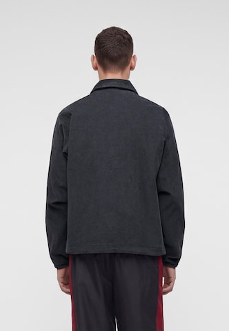 melns Nike Sportswear Starpsezonu jaka 'Club'