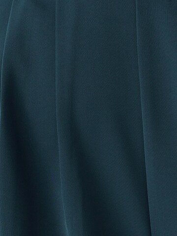 Salopeta de la Willa pe albastru