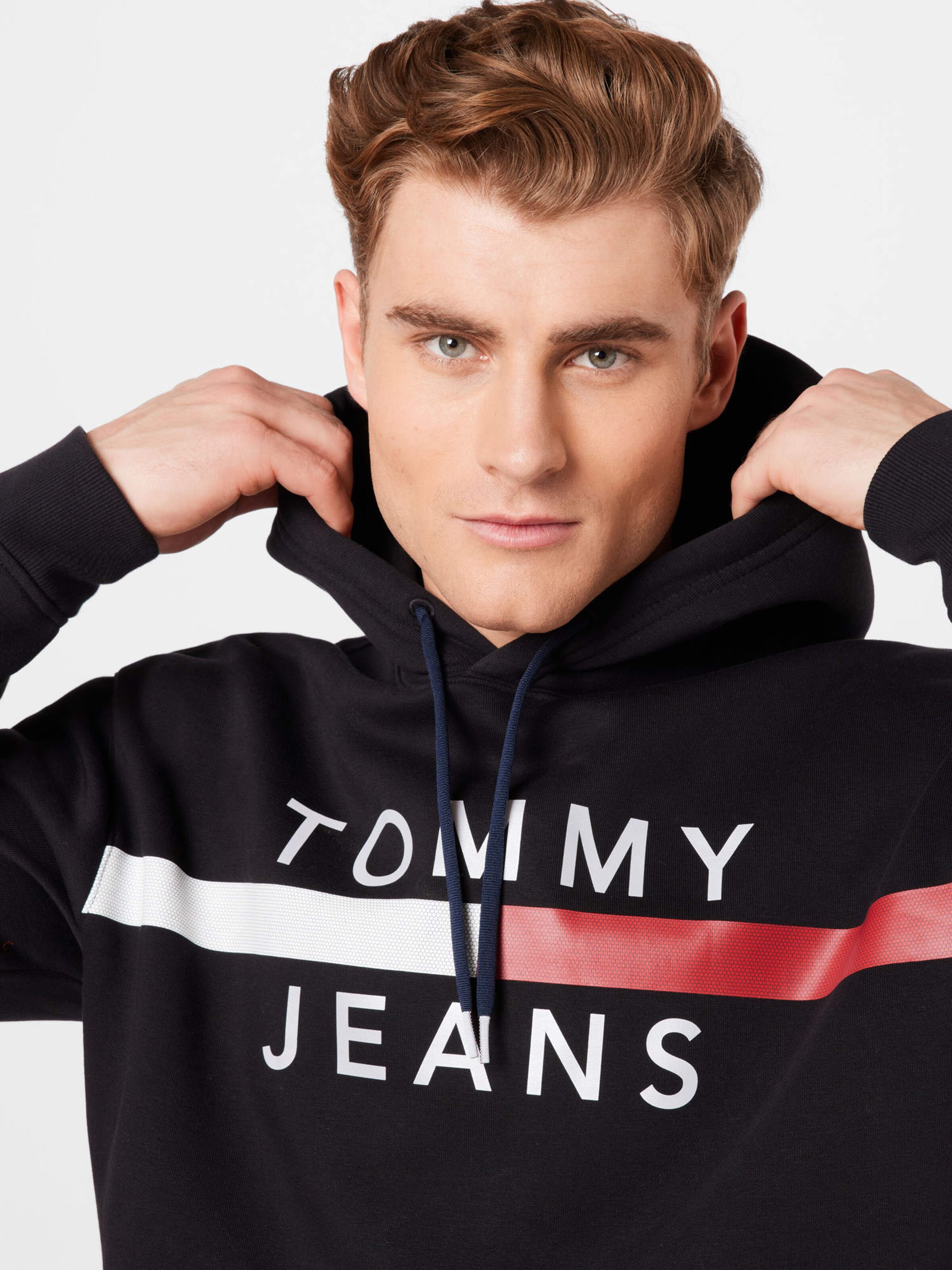Tommy Jeans Sweatshirt in Black | ABOUT YOU