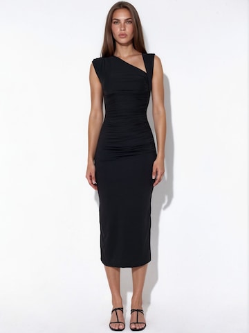 Busem - Vestido em preto: frente