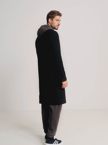 Manteau mi-saison 'Julian' ABOUT YOU x Kevin Trapp en noir