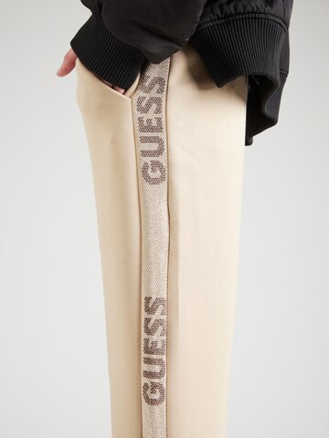 Effilé Pantalon GUESS en gris