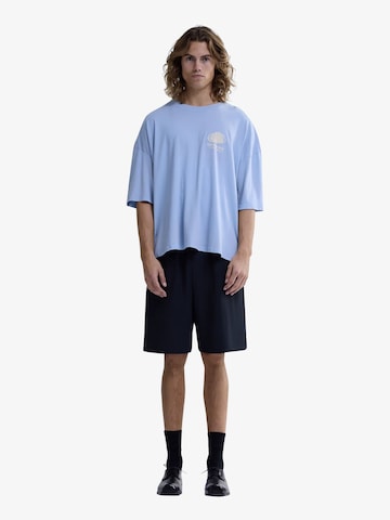 NEW AMSTERDAM Shirt in Blue: front