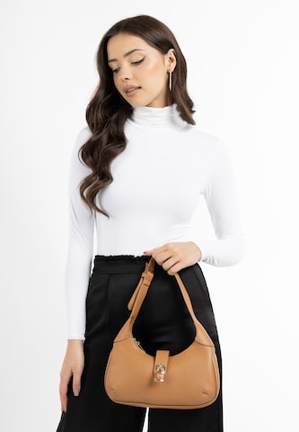 faina Shoulder Bag in Brown: front