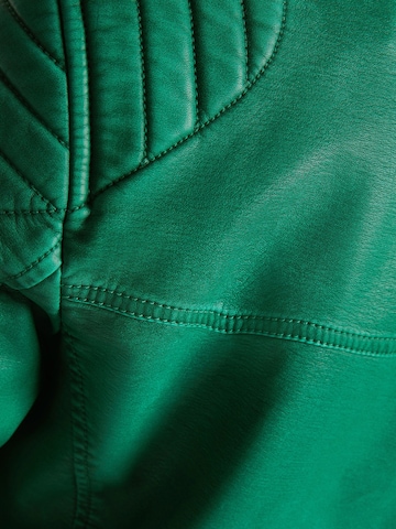 Bershka Kurtka przejściowa w kolorze zielony