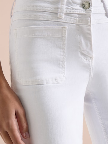 CECIL Bootcut Τζιν 'Neele' σε λευκό