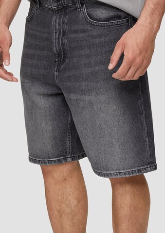 QS Regular Jeans in Grau