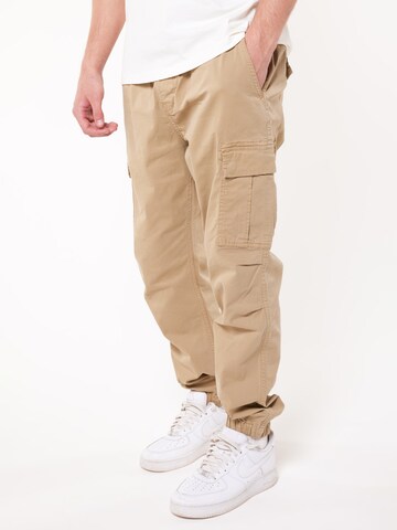 America Today Tapered Hose in Grün: Vorderseite