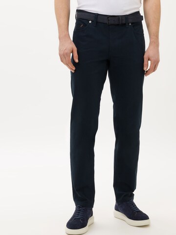 BRAX Regular Broek 'Luke' in Blauw: voorkant