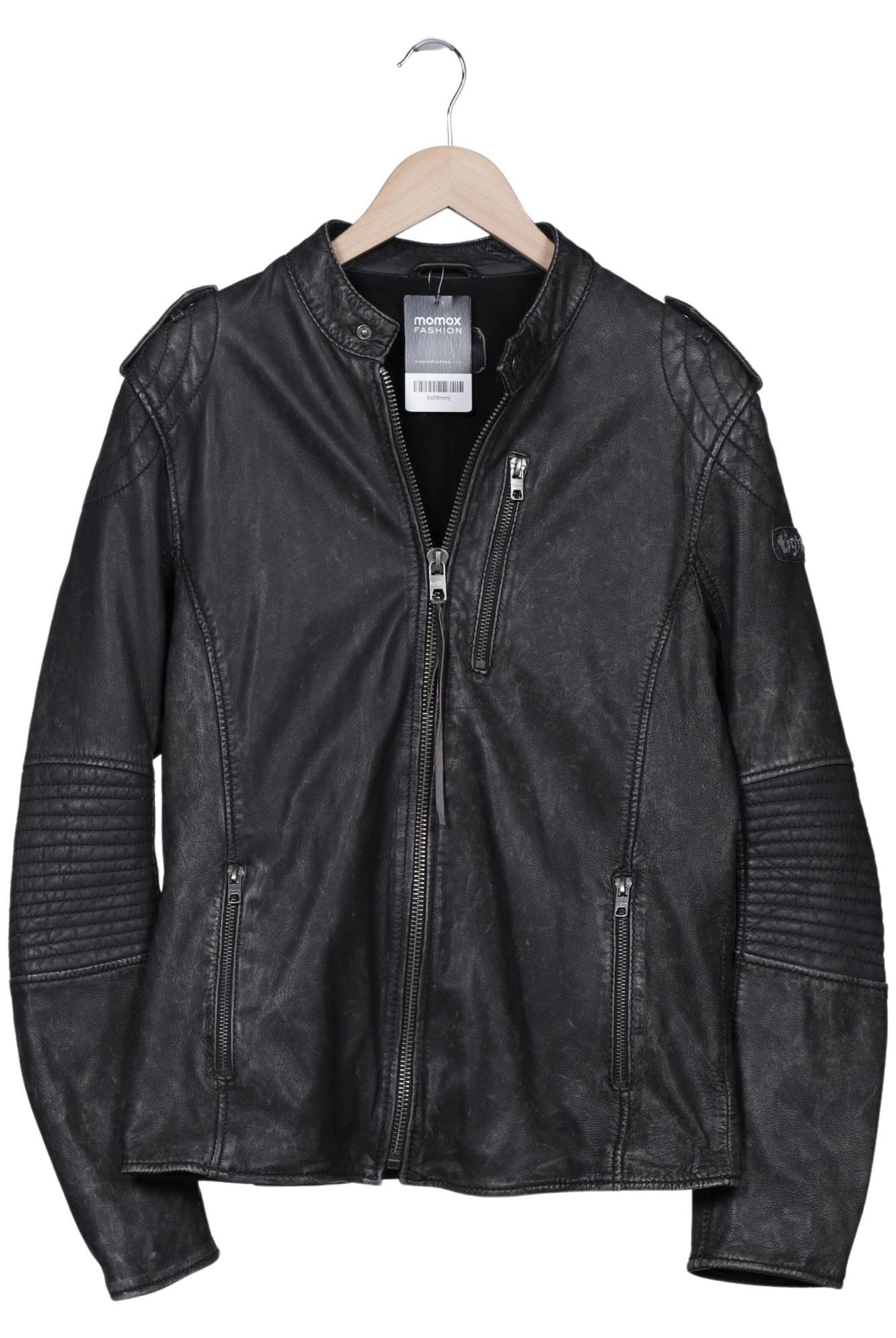 tigha Jacket & Coat in L in Black: front