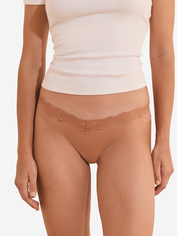 ETAM Thong 'Fara' in Pink: front