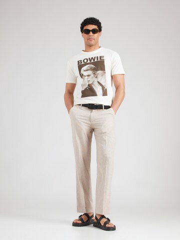 AMPLIFIED Tričko 'DAVID BOWIE - CIGARETTE' - Biela
