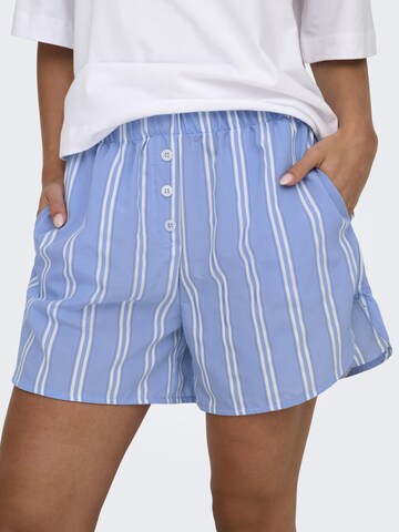 ONLY Loosefit Shorts in Blau