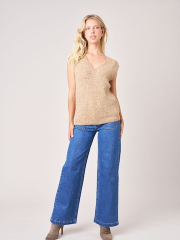 Deeluxe Trui in Beige