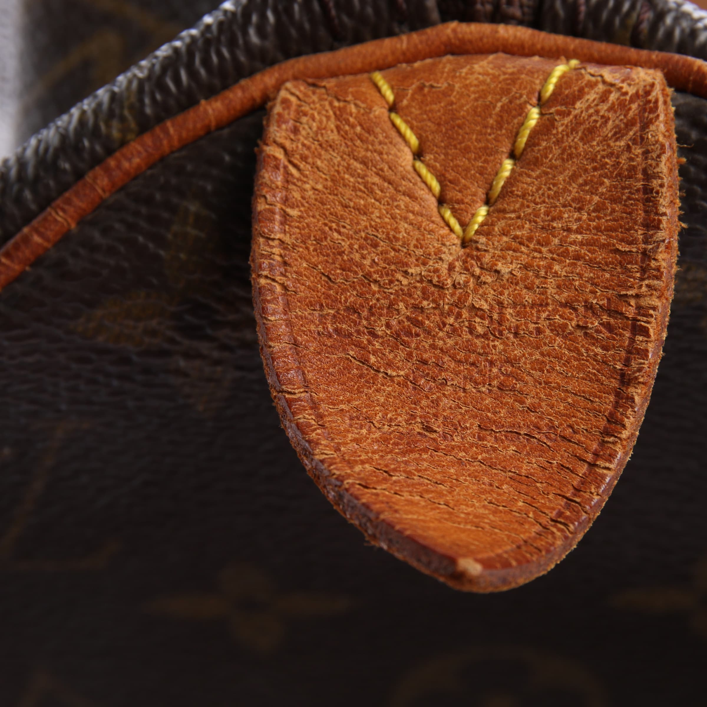 Louis Vuitton Bag in One size in Brown