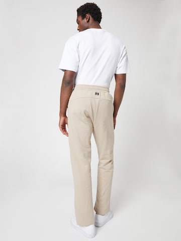 ABOUT YOU x Louis Darcis Loosefit Broek in Beige