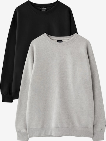 Pull&Bear Sweatshirt in Grey: front